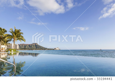Swimming Pool, Diamond Head, Hotel, Waikiki, Honolulu, Oahu, Hawaii, USA Swimming Pool, Diamond Head, Hotel, Waikiki, Honolulu, Oahu, Hawaii, USA 33194441