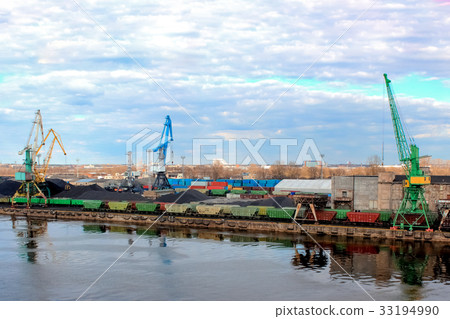 Baltic coal terminal 33194990