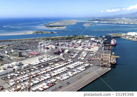Sand Island, Honolulu Port, Honolulu International Airport, Honolulu, Oahu, Hawaii, USA 33195398