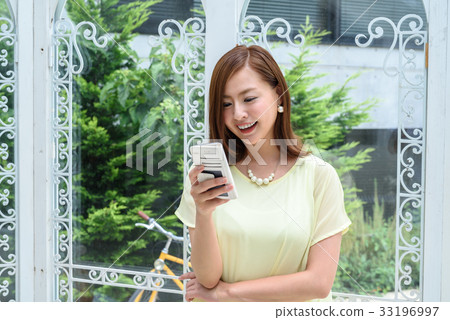 年輕的女士smaho 年輕的女士smaho 33196997