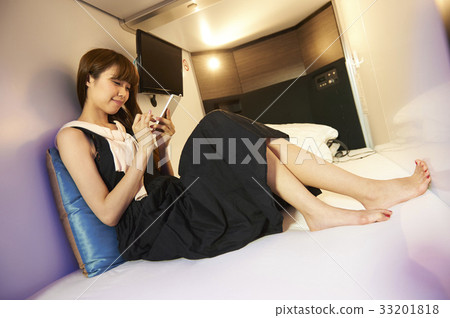 Evolution type capsule hotel 33201818