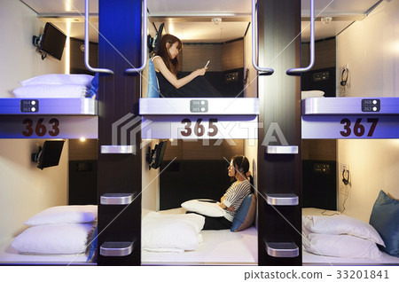 Evolution type capsule hotel 33201841