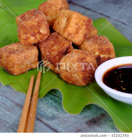 vegetarian food, fried tofu 33202393