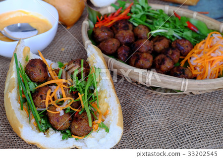 Vietnamese street food, banh mi thit nuong Vietnamese street food, banh mi thit nuong 33202545