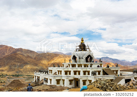 Natural landscape Natural landscape 33203252