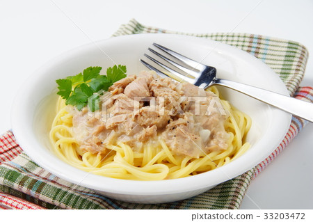 Tuna pasta Tuna pasta 33203472
