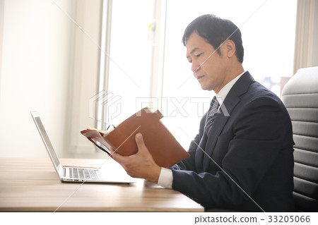 工人 工人 33205066