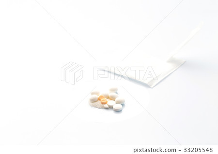 Medical image One dose single package medication management prevention of accidental ingestion Medical image One dose single package medication management prevention of accidental ingestion 33205548