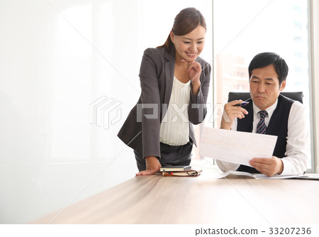 Working people 33207236