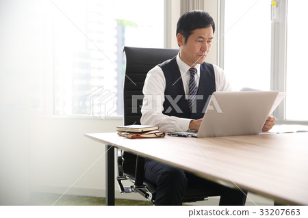 工人 工人 33207663