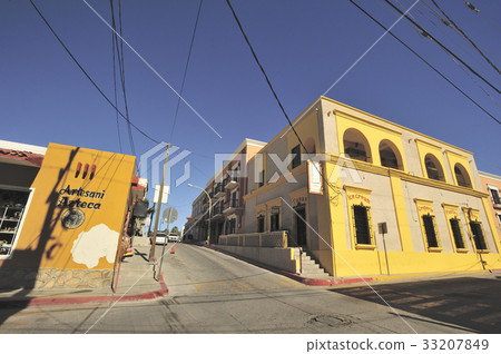 The city of San Jose del Cabo 33207849