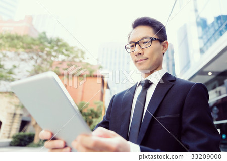 Technology is a part of my life 33209000