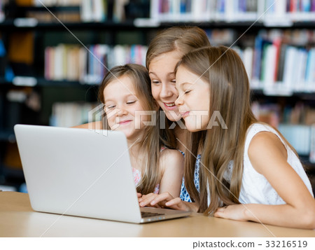 Technology in the library Technology in the library 33216519