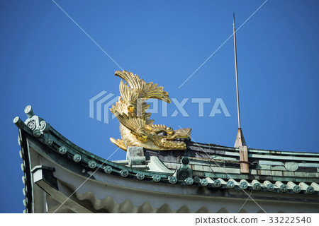 名古屋城堡在秋天 33222540