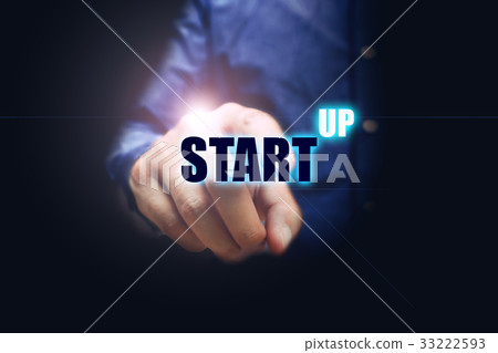 Hand man pointing the virtual letter start-up text 33222593