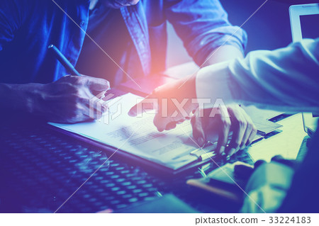 people sign contract to borrow money from investor people sign contract to borrow money from investor 33224183