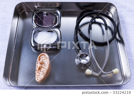 Image of medical instrument, acupuncture needle, oriental medicine Image of medical instrument, acupuncture needle, oriental medicine 33224219