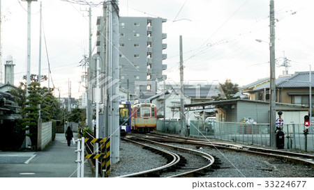 電車 33224677
