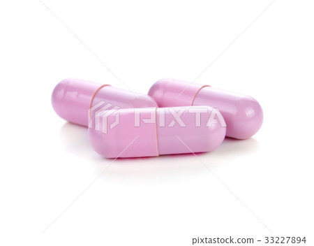 pills capsules isolated on white background 33227894