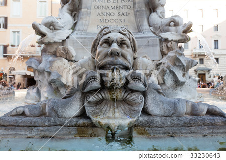 Piazza Navona, Rome 33230643