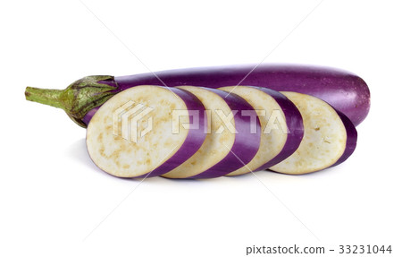 eggplant isolated on white background 33231044