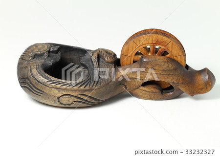 Old carpenter tool, ink brush 33232327