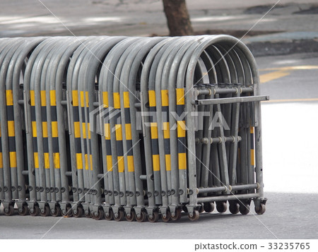 exandable traffic barrier exandable traffic barrier 33235765