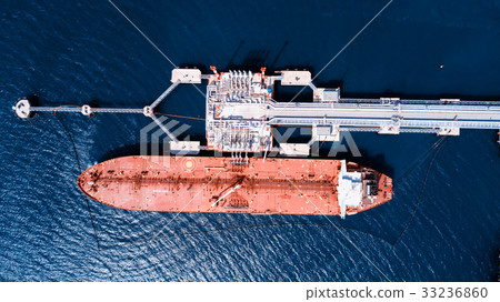 Oil tanker. Loading. 33236860