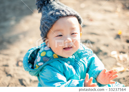 baby boy, boy, little child 33237564