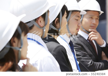 疏散演習 33240384