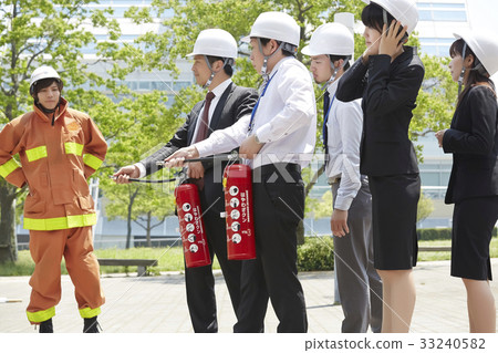 Fire fighting training 33240582