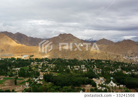 Landscape view from Shanti stupa 33241508