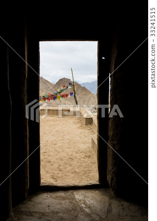 Leh palace 33241515