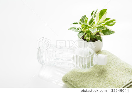 water    33249044