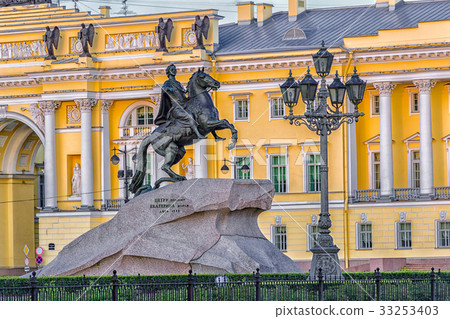 Bronze Horseman and Constitutional Court. St 33253403