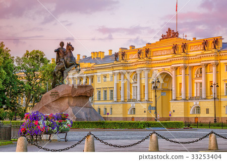 Bronze Horseman. Constitutional Court. St 33253404
