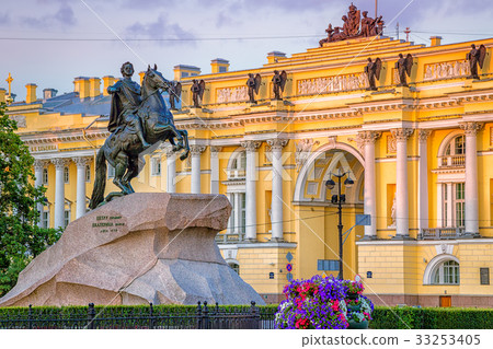 Bronze Horseman and Constitutional Court. St 33253405