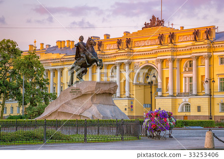 Bronze Horseman and Constitutional Court. St 33253406