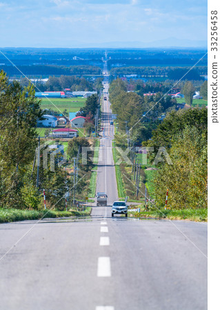 “北海道”知床Shari通往天空的道路 “北海道”知床Shari通往天空的道路 33256458