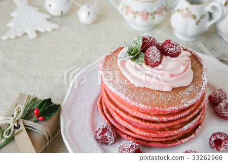 pancakes breakfast with Christmas decoration 33262966