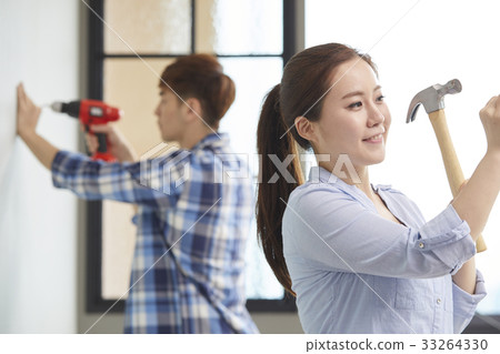 夫婦，錘子，鑽子，工具，移動，準備移動 33264330