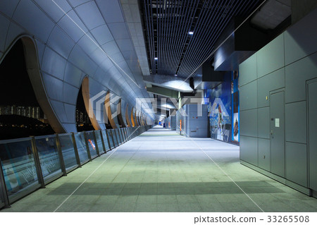 the walk way at kai tak cruise terminal the walk way at kai tak cruise terminal 33265508