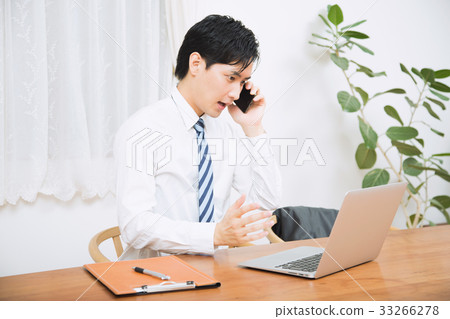 遠程辦公圖像在家裡 遠程辦公圖像在家裡 33266278