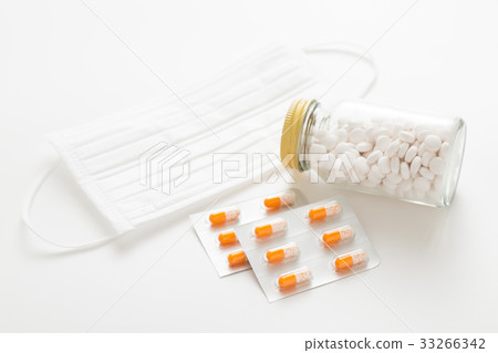 Drugs 33266342