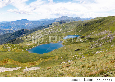Mountain lake landscape. Tuscan Appennini, Italy. Mountain lake landscape. Tuscan Appennini, Italy. 33266633