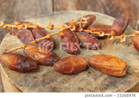 Dried date palm. fruit Delicious fresh organic Dried date palm. fruit Delicious fresh organic 33268976