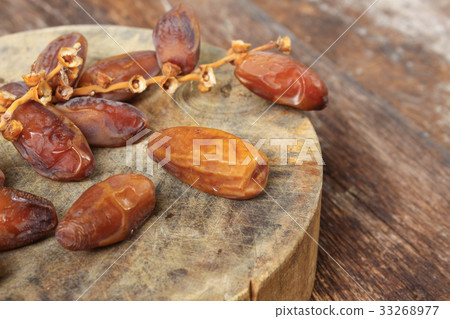 Dried date palm. fruit Delicious fresh organic Dried date palm. fruit Delicious fresh organic 33268977