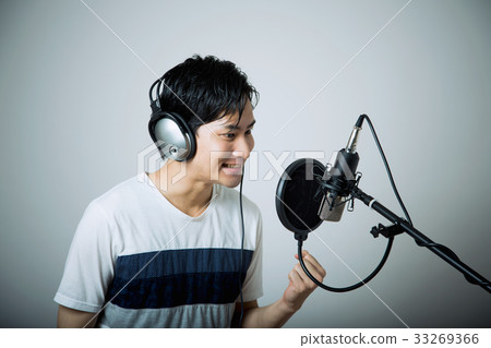 Vocal lessons Vocal lessons 33269366
