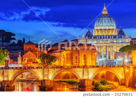 View on Bridge Vittorio Emanuele II View on Bridge Vittorio Emanuele II 33270631