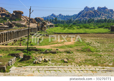 Ancient ruins on Krishna Bazaar in Hampi, India 33270771